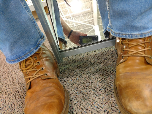 Shoe Store «DSW Designer Shoe Warehouse», reviews and photos, 30777 Gratiot Ave, Roseville, MI 48066, USA