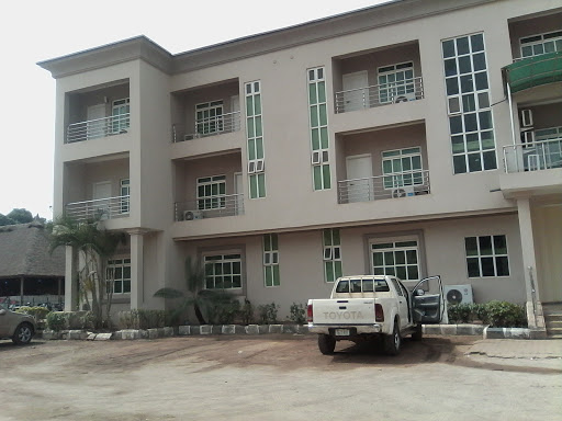 Presto Hotel, Warrake Rd, Auchi, Nigeria, Park, state Edo