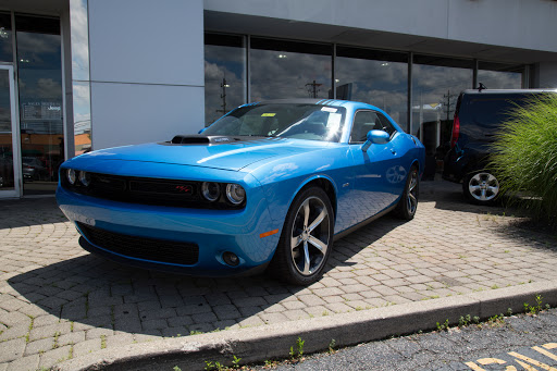 Chrysler Dealer «Jake Sweeney Chrysler Jeep Dodge, Inc.», reviews and photos, 85 W Kemper Rd, Springdale, OH 45246, USA