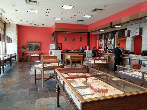 Jewelry Store «James Avery Jewelry», reviews and photos, 7529 N Loop 1604 E #102, Live Oak, TX 78233, USA
