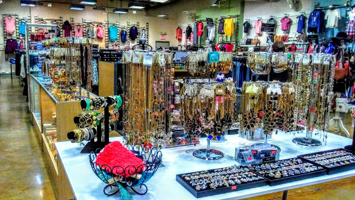 Shopping Mall «Indio Fashion Mall Shopping Center», reviews and photos, 82001 CA-111, Indio, CA 92201, USA