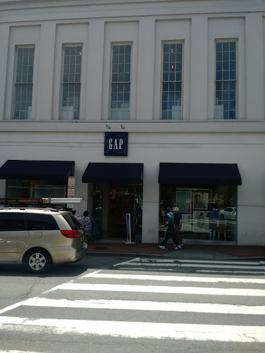 Clothing Store «Gap», reviews and photos, 1258 Wisconsin Ave NW, Washington, DC 20007, USA
