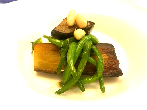 Petit Pau Restaurant