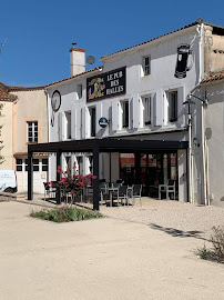 Photos du propriétaire du Restaurant Le Pub Des Halles à Sainte-Hermine - n°6