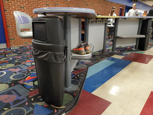 Bowling Alley «Parkside Lanes», reviews and photos, 34W185 Montgomery Rd, Aurora, IL 60504, USA