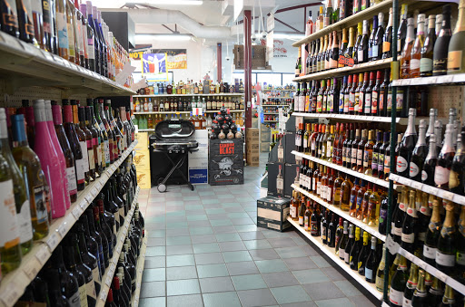 Liquor Store «Paris West Wood Wines & Liquor», reviews and photos, 1220 W Wood St, Paris, TN 38242, USA