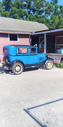 Pet Supply Store «Park Feed Store & Pet Supply», reviews and photos, 5775 Park Blvd N, Pinellas Park, FL 33781, USA