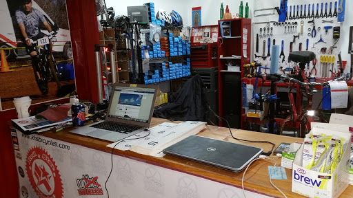 Bicycle Store «RED STAR BICYCLES SHOP», reviews and photos, 155 Parkhouse St, Dallas, TX 75207, USA