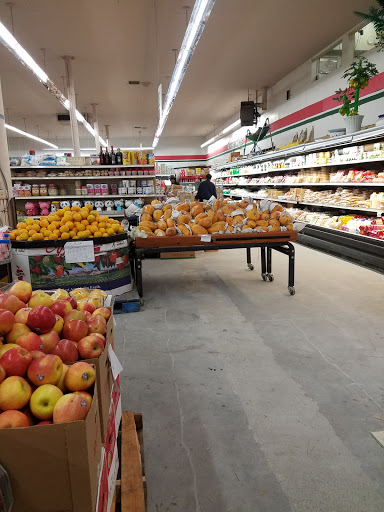 Asian Grocery Store «Pacific Supermarkets», reviews and photos, 6750 NE Broadway St, Portland, OR 97213, USA