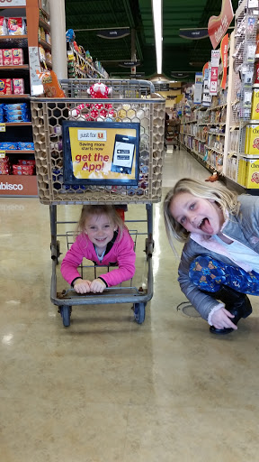 Grocery Store «Safeway», reviews and photos, 2522 Foulk Rd, Wilmington, DE 19810, USA