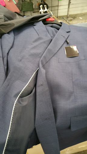 Clothing Store «K&G Fashion Superstore», reviews and photos, 5832 Columbia Pike, Falls Church, VA 22041, USA