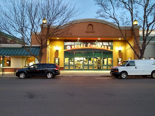 Movie Theater «Regal Cinemas Davis 5», reviews and photos, 420 G St, Davis, CA 95616, USA