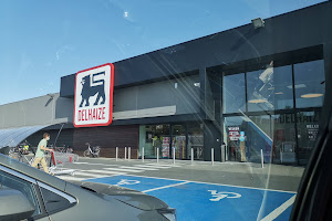 AD Delhaize Oostkamp image