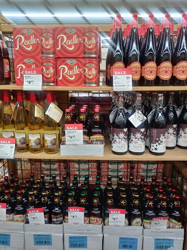 Furniture Store «Cost Plus World Market», reviews and photos, 535 Westport Rd, Kansas City, MO 64111, USA