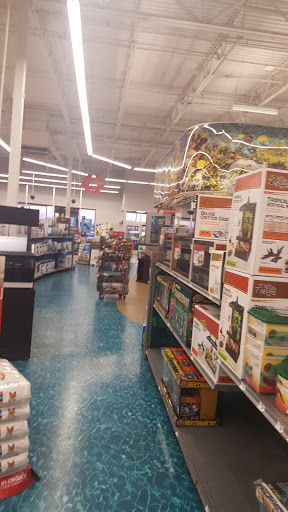 Pet Supply Store «Petco Animal Supplies», reviews and photos, 5260 W Baseline Rd, Laveen Village, AZ 85339, USA