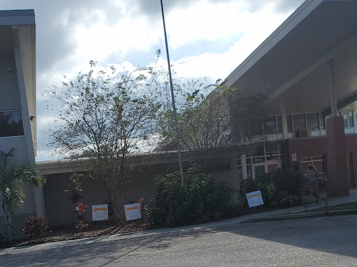 Recreation Center «Gardenville Recreation Center», reviews and photos, 6215 Symmes Rd, Gibsonton, FL 33534, USA