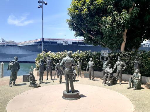 Seafood Restaurant «Fish Market Restaurant», reviews and photos, 750 N Harbor Dr, San Diego, CA 92101, USA