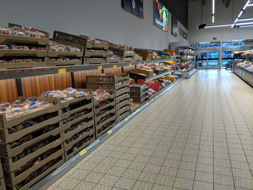 Supermarket «ALDI», reviews and photos, 14933 N Florida Ave, Tampa, FL 33613, USA