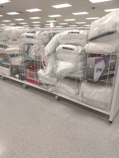 Clothing Store «Ross Dress for Less», reviews and photos, 835 Cortez Rd W, Bradenton, FL 34207, USA