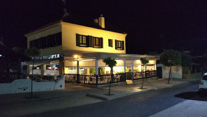 La Zaranda Gastrobar - C. San Pedro, 8, 21120 Corrales, Huelva, Spain