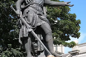 William Wallace Statue image
