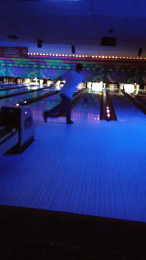 Bowling Alley «Kent Lanes-11th Frame», reviews and photos, 1524 S Water St, Kent, OH 44240, USA