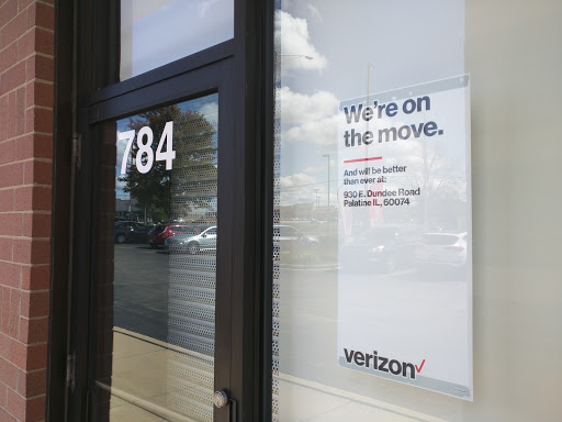 Cell Phone Store «Verizon», reviews and photos, 784 E Dundee Rd, Palatine, IL 60074, USA