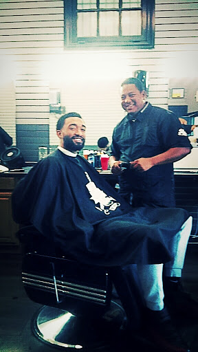 Barber Shop «The Final Touch Barber Shop», reviews and photos, 23 E 4th St, Bethlehem, PA 18015, USA