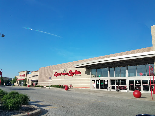 Department Store «Target», reviews and photos, 1001 S Sutton Rd, Streamwood, IL 60107, USA