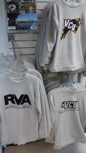 Book Store «Virginia Book Company», reviews and photos, 900 W Franklin St, Richmond, VA 23284, USA
