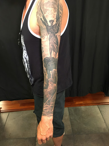 Tattoo Shop «Immortal Images Custom Tattoo Studio», reviews and photos, 3750 Monroe Rd, Charlotte, NC 28205, USA