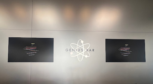 Apple Fashion Island image