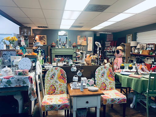 Antique Store «Treasures At Century Plaza», reviews and photos, 3702 Century Dr, Fort Smith, AR 72903, USA