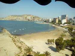 Photo de Plage d'Almadraba avec baie spacieuse