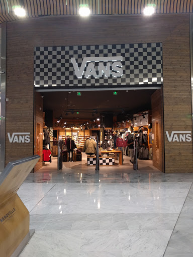 Meilleurs Magasins De Vans Paris Près De Moi