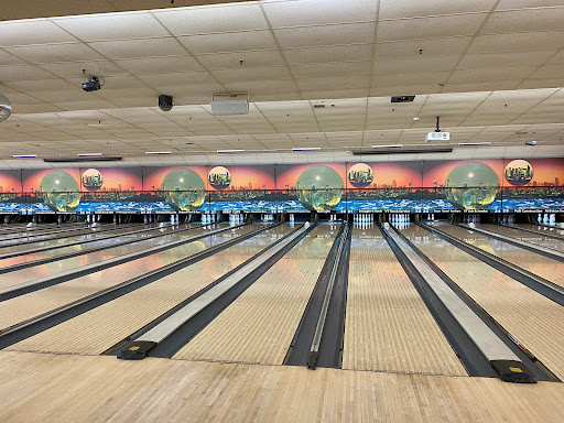 Bowling Alley «Spare Time Colchester», reviews and photos, 215 Lower Mountain View Dr, Colchester, VT 05446, USA
