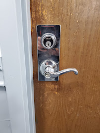 KeyMe Locksmiths - Photo 1 - Car repair in Windsor, CA, Santa Rosa