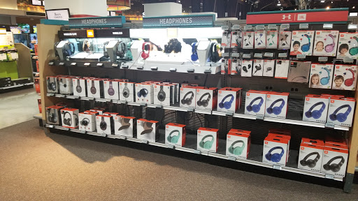 Furniture Store «Nebraska Furniture Mart», reviews and photos, 700 S 72nd St, Omaha, NE 68114, USA