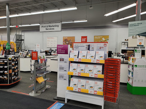 Office Supply Store «Staples», reviews and photos, 1104 W Broad St, Falls Church, VA 22046, USA