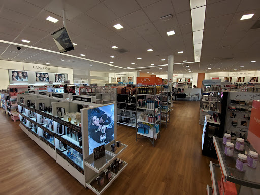 Hair Salon «Ulta Beauty», reviews and photos, 12909 Shops Pkwy #400, Bee Cave, TX 78738, USA