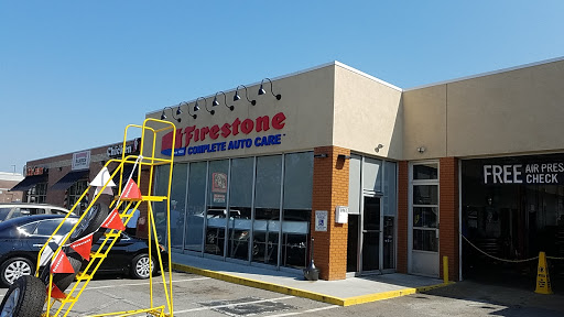 Tire Shop «Firestone Complete Auto Care», reviews and photos, 2861 Fort Campbell Blvd, Clarksville, TN 37042, USA