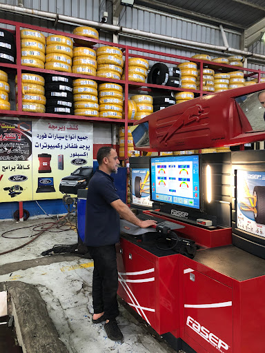 الكادر الفني لخدمات السيارات