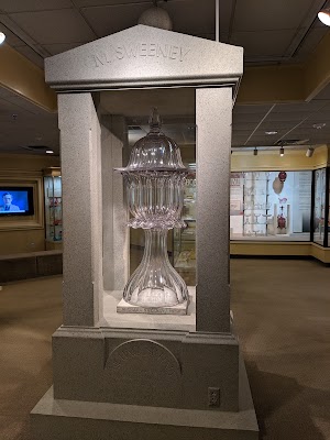 Oglebay Institute Glass Museum - photo 72