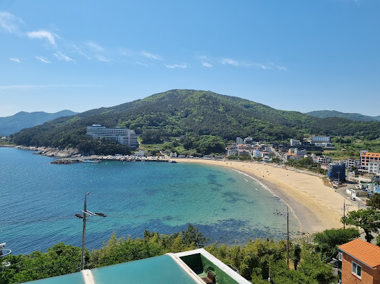 Wahyeon Beach
