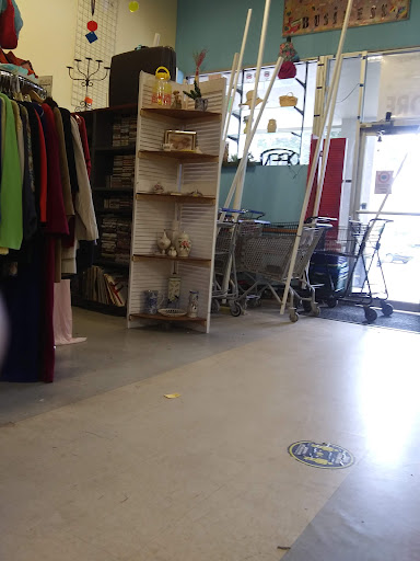 Thrift Store «Second Image Thrift Store», reviews and photos, 9103 US-19, Pinellas Park, FL 33782, USA