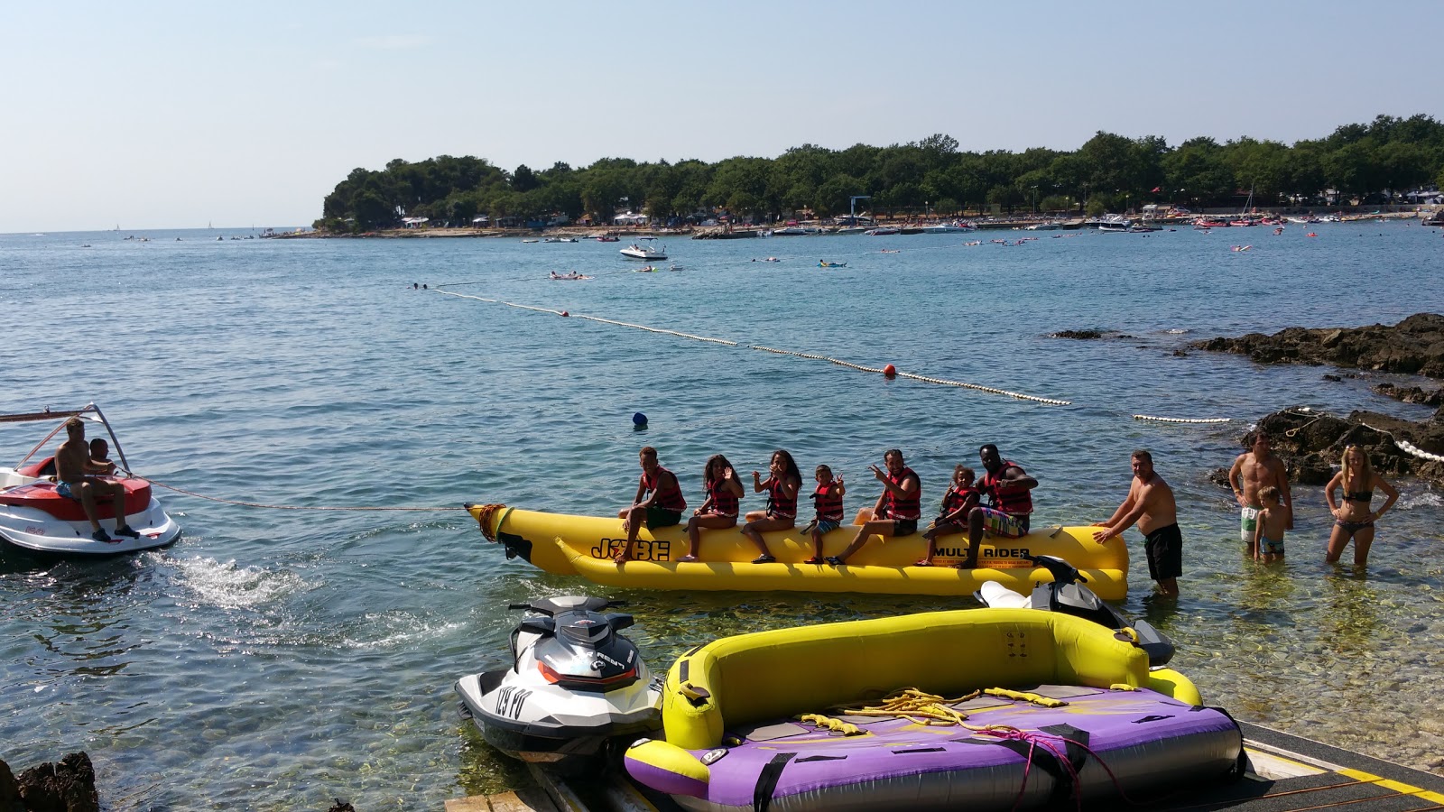 Fotografie cu Vala beach zonele de facilități