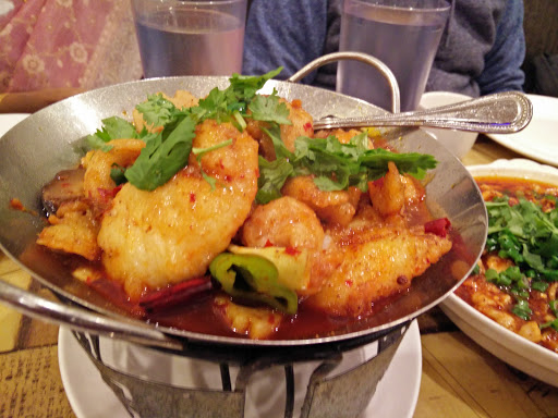 Shopping Mall «Gateway Shopping Center», reviews and photos, 221 E Swedesford Rd, Wayne, PA 19087, USA