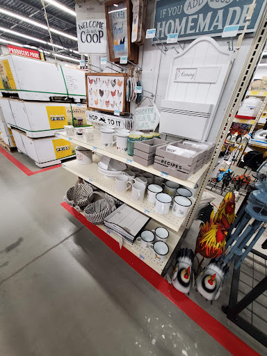 Home Improvement Store «Tractor Supply Co.», reviews and photos, 8135 Brookville Rd, Indianapolis, IN 46239, USA