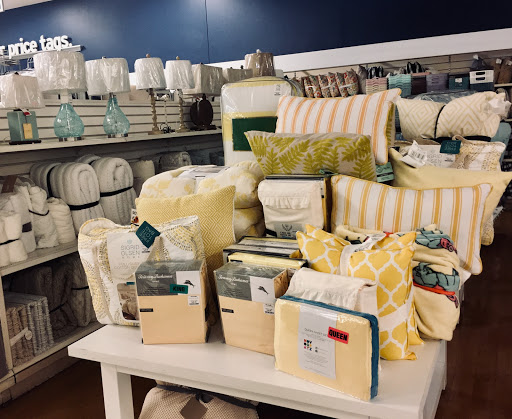 Department Store «Marshalls», reviews and photos, 275 Needham St, Newton, MA 02464, USA