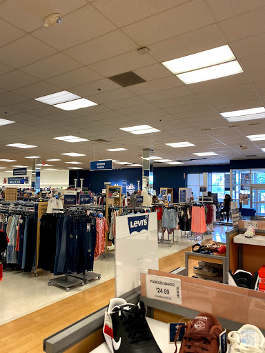 Shopping Mall «Colonial Plaza Mall», reviews and photos, 601 N Bumby Ave, Orlando, FL 32803, USA